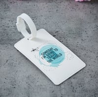 تاق حقيبة للسفر مصمم بشكل انيق وجميل