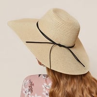 قبعة شاطئ / ربطه سوداء