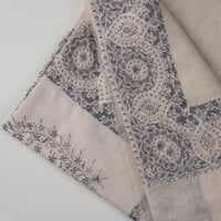 شال كشميري بشمينه من ڤالور مطرز الي