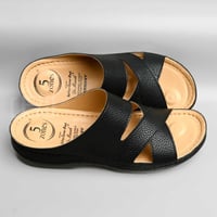 حذاء رجالي طبي أسود