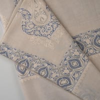 شال كشميري بشمينه من ڤالور مطرز الي