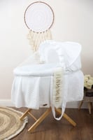 مهد مواليد (سلة موسى) لون ابيض + قاعدة