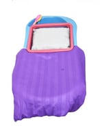 حوض استحمام مع لعبة للأطفال حديثي الولادة