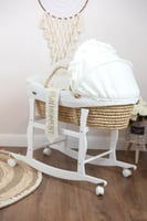 مهد مواليد (سلة موسى) لون سكري + قاعدة