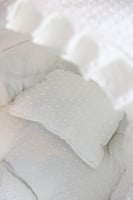 مهد مواليد (سلة موسى) + قاعدة ابيض