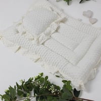 مفرش مواليد محبب مع وسادة ناعم ولطيف على البشرة من...