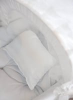 مهد مواليد (سلة موسى) ابيض + قاعدة ابيض