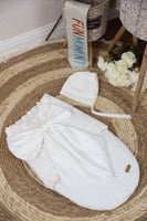 مدس مواليد حديثي الولادة قطعتين