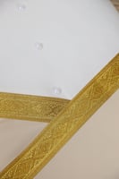 مدس مواليد بشت حديثي الولادة -تصميم بشت بيج وذهبي