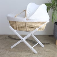 مهد مواليد (سلة موسى) لون ابيض + قاعدة