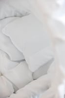 مهد مواليد (سلة موسى) لون ابيض + قاعدة