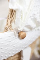 مهد مواليد (سلة موسى) لون سكري + قاعدة