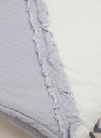 بطانية ومدس مواليد مع شريط مربوط