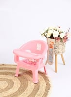 كرسي بلاستيك للأطفال مع حامل طعام مع مكان مخصص للأ...