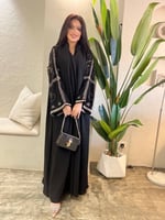 عباية جوان قماش ملكي تطريز اكمام