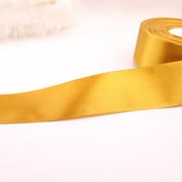 شريطه ستان عرض 1.5 أنش لون ذهبي كموني