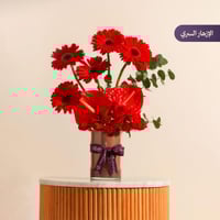 اصنعي ألبوم زفافك مع باقة ورد فاخرة