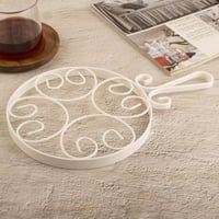 قاعدة ابريق أبيض