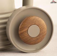 ترمس ديفا رمادي غامق بغطاء خشبي