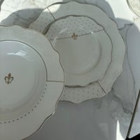 طقم عشاء الملكة ( 24 قطعة )