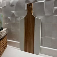 لوح تقطيع خشب وماربل ابيض