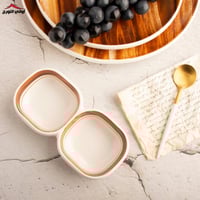 صحن مستطيل صغير مقسم على شكل خشب