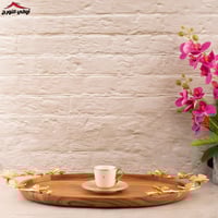 تبسي خشي بيضاوي بيد فراشة ذهبي