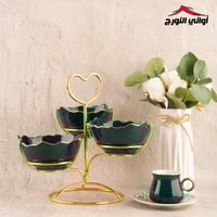 ستاند تقديم ثلاثي أخضر مذهب