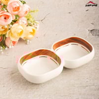 صحن مستطيل صغير مقسم على شكل خشب