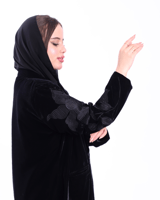 أسود