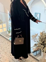 عبايه سودا فخمه