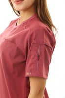 قميص سبورتي (نسائي)