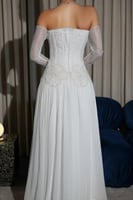 فستان أبيض فاخر شيفون ودانتيل | فساتين سهره ناعمة