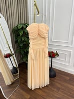 فستان شيفون مشمشي أنيق بتصميم درابيه طويل للسهرات...