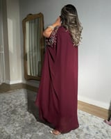 فستان شيفون مطزر اكمام كاب عنابي