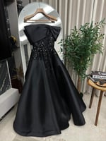 فستان سهرة فاخر بلون كحلي بتصميم أوف شولدر - فساتي...