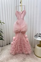 فستان سهرة ناعم طويل مزين بالورود