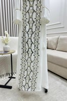 جلابية فاخرة بقماش سي واي بتصميم أنيق وتطريز راقي...