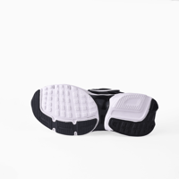 حذاء نايك أسود كلاسيكي