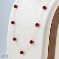 قلادة ذهب عيار 18 بفصوص حمراء أنيقة (NC.6009R)