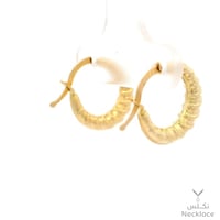 حلق ذهب أنيق عيار 18 (ER.5384)