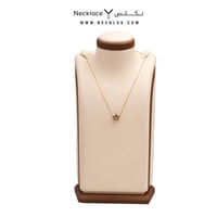 قلادة النجمة مزينة بفص ابيض ذهب عيار 18 (NC.5709W)