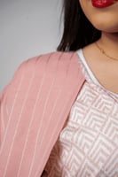 جلابية همس الورد الملكي