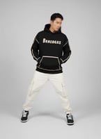 هودي أوفر سايز بخياطة بارزة وشعار أمامي بارز BRNEO...