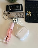 ميدالية برقم لوحة السياره والاسم