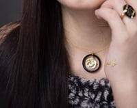 سلسال انيق وفخم بالاسم