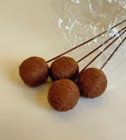 بني غامق