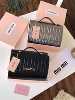 شنطة ميو ميو درجة أولى