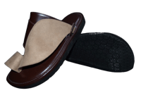 حذاء وطني مخمل