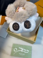 تعليقة الحقيبة ماي فيفيان من لويس فويتون